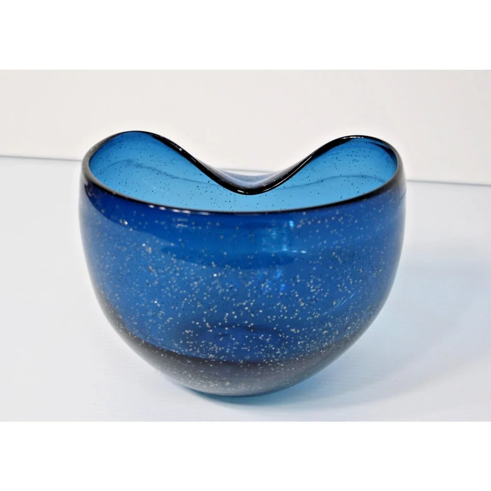 Unbranded glass piece